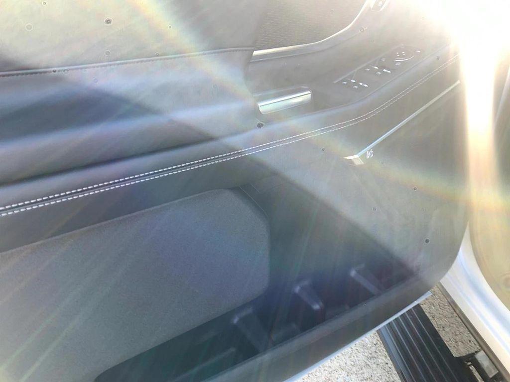 new 2025 Ford Expedition car, priced at $80,896