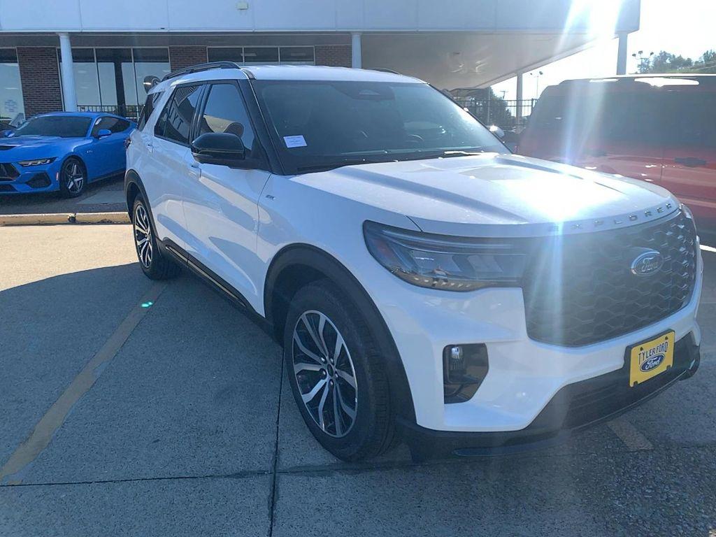new 2025 Ford Explorer car, priced at $45,962
