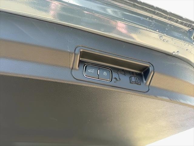 new 2025 Ford Explorer car, priced at $42,064