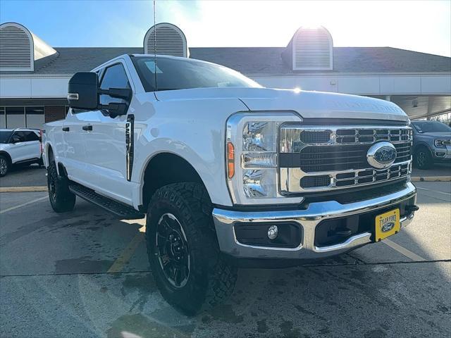 new 2025 Ford F-250 car, priced at $64,300