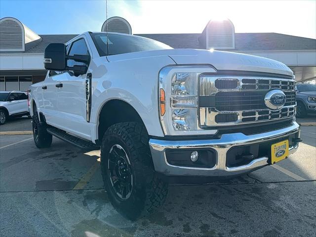 new 2025 Ford F-250 car, priced at $64,300