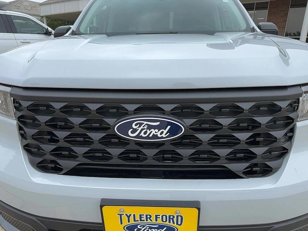 used 2025 Ford Maverick car, priced at $30,995