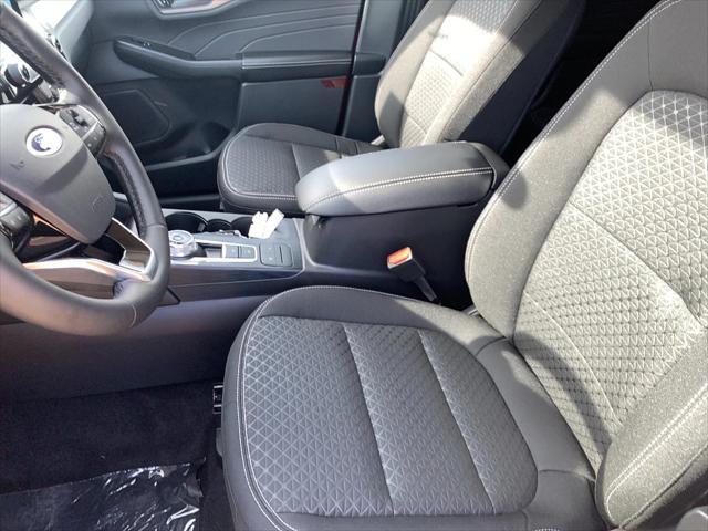 new 2025 Ford Escape car, priced at $29,848