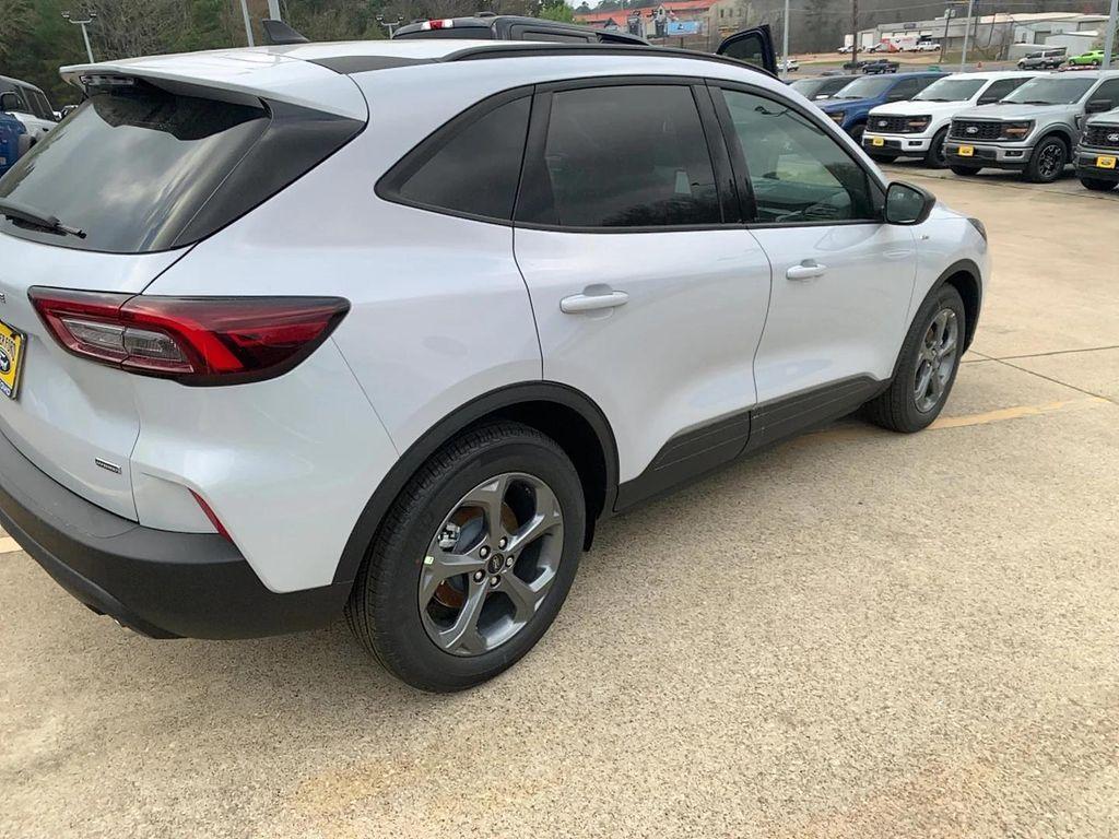 new 2025 Ford Escape car, priced at $30,641