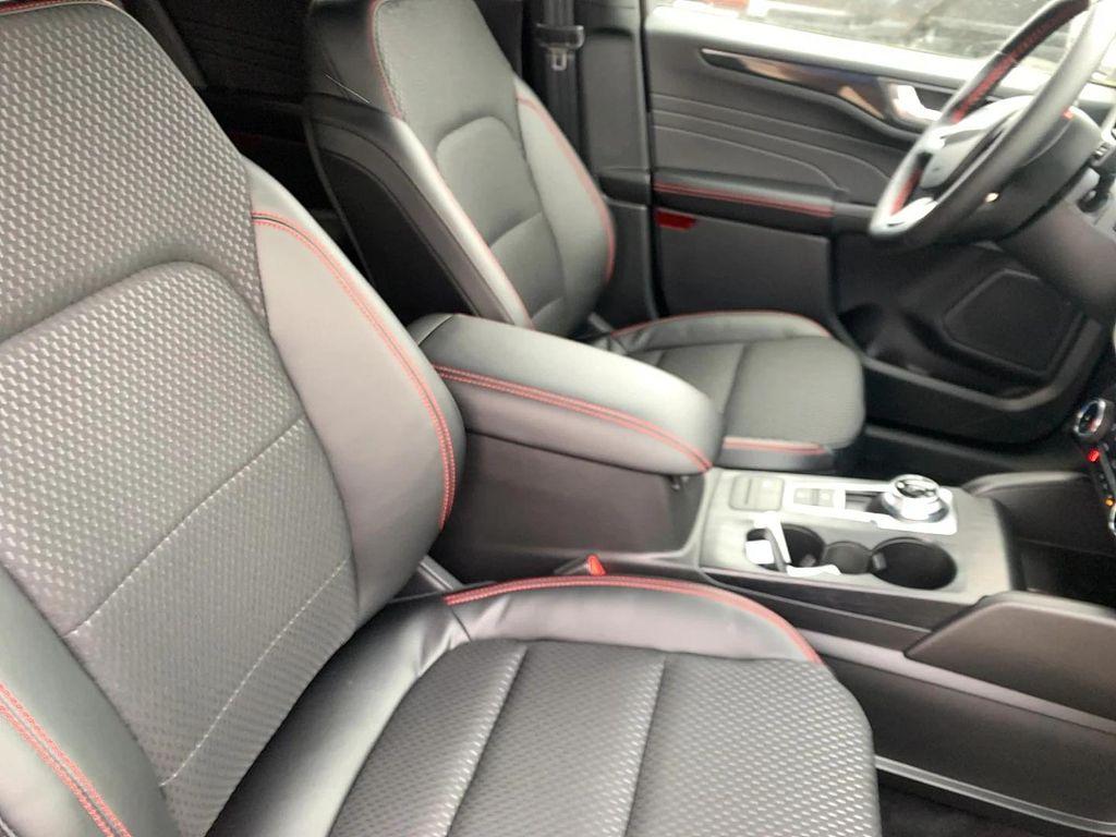 new 2025 Ford Escape car, priced at $30,641