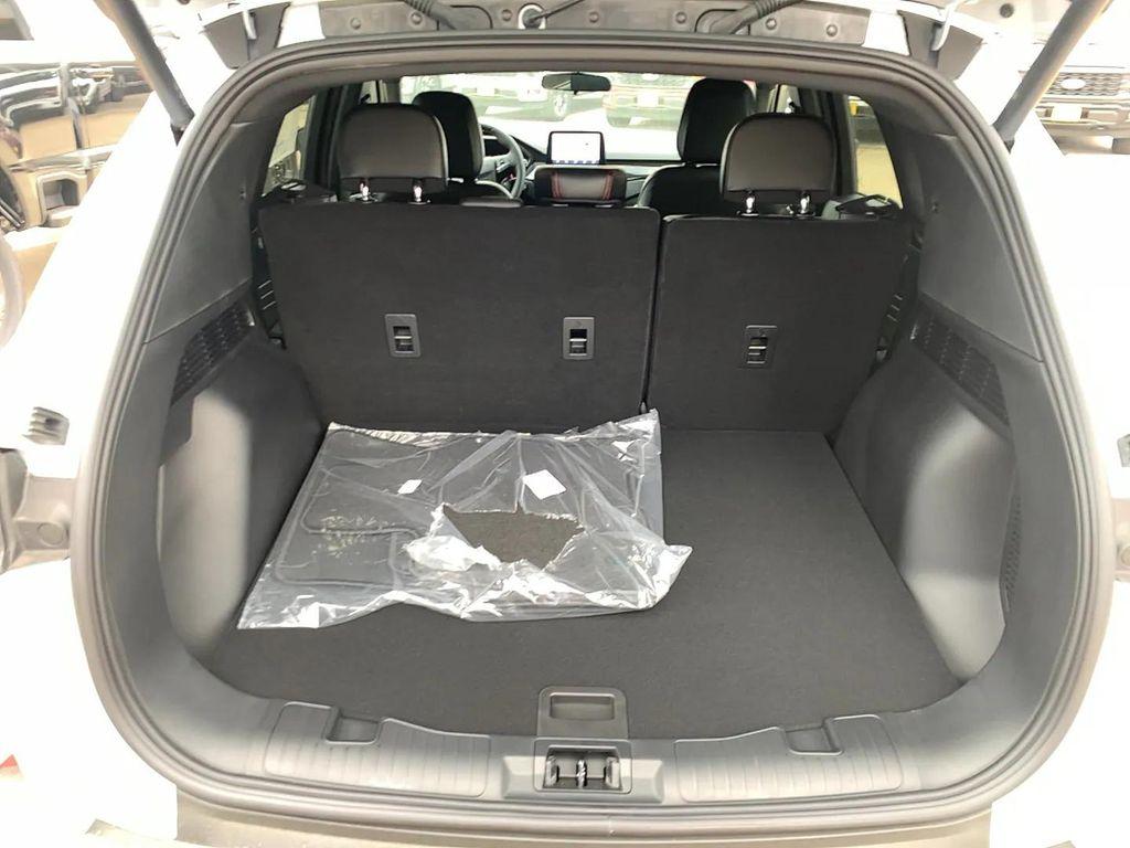 new 2025 Ford Escape car, priced at $30,641