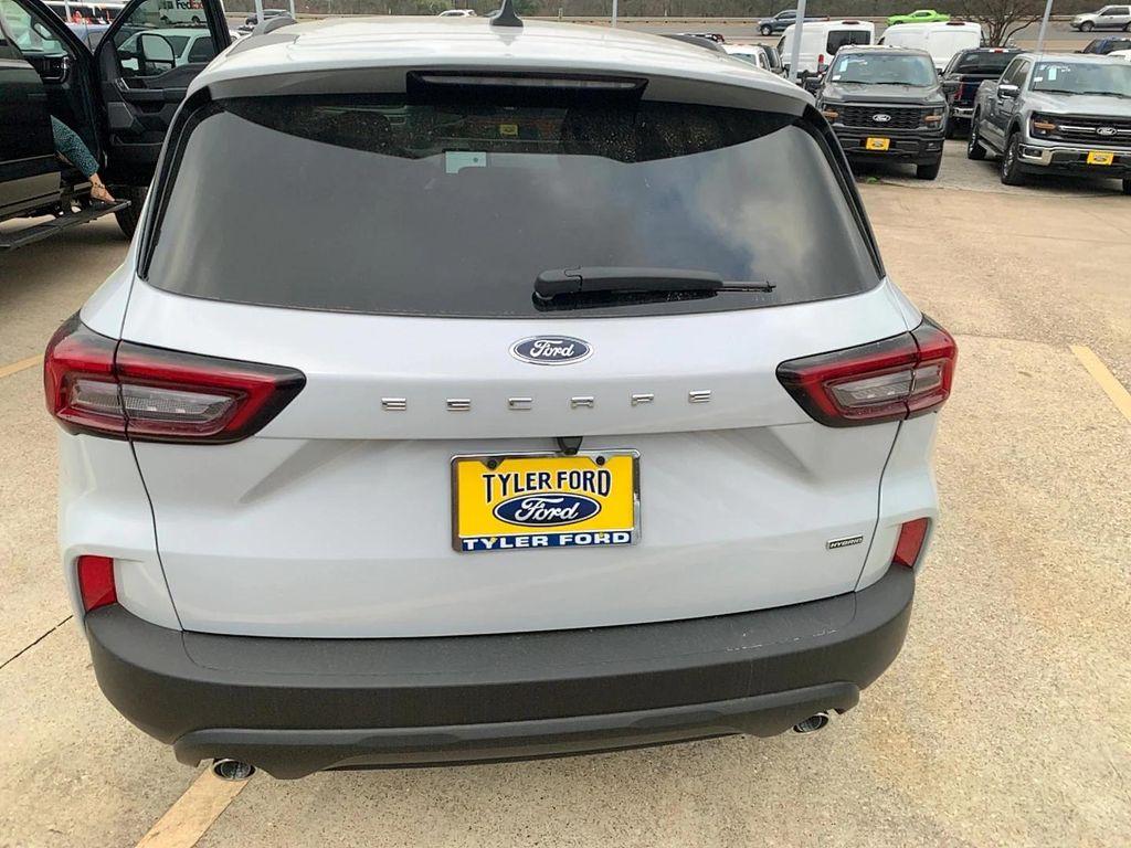 new 2025 Ford Escape car, priced at $30,641