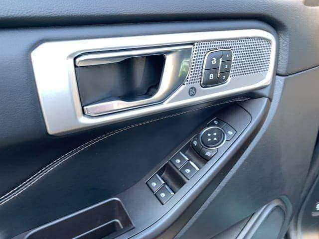 used 2020 Ford Explorer car