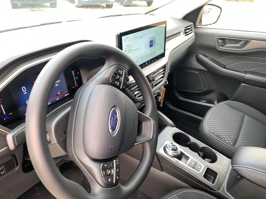 new 2025 Ford Escape car, priced at $29,404