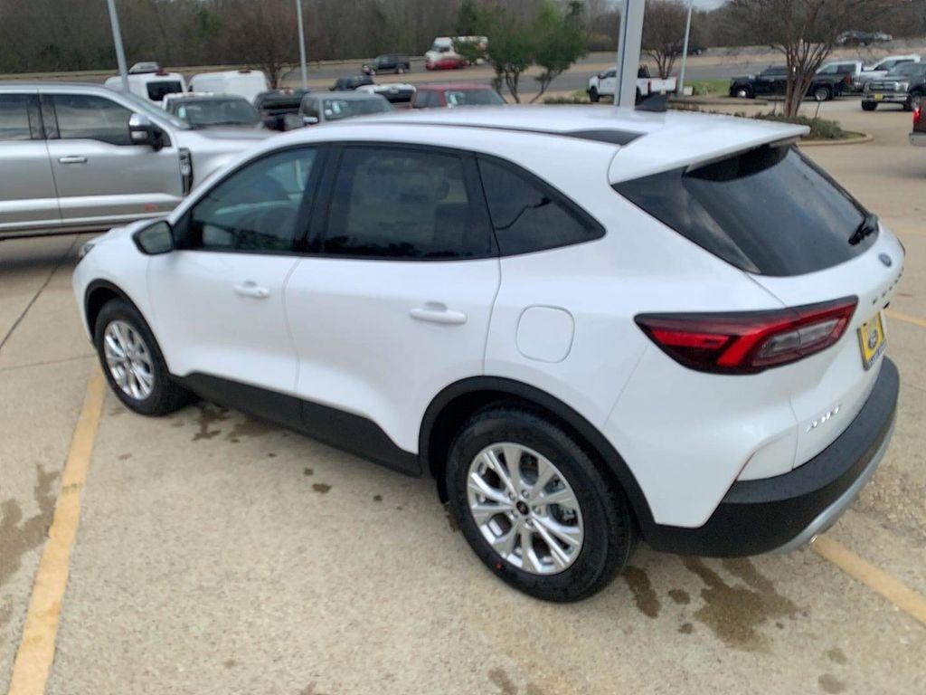 new 2025 Ford Escape car, priced at $29,404