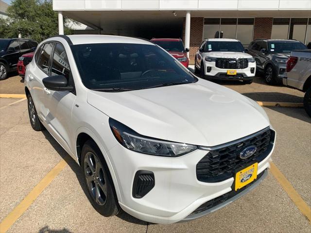new 2024 Ford Escape car, priced at $30,924