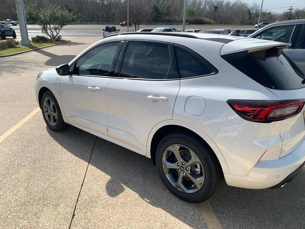 new 2024 Ford Escape car, priced at $27,998