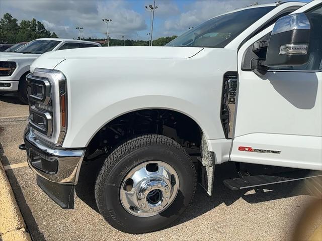 new 2025 Ford F-350 car, priced at $89,350