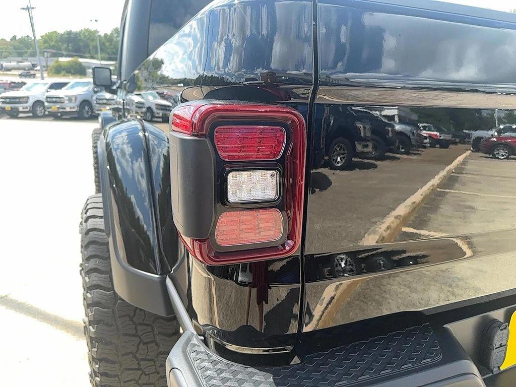 used 2022 Jeep Gladiator car, priced at $38,995