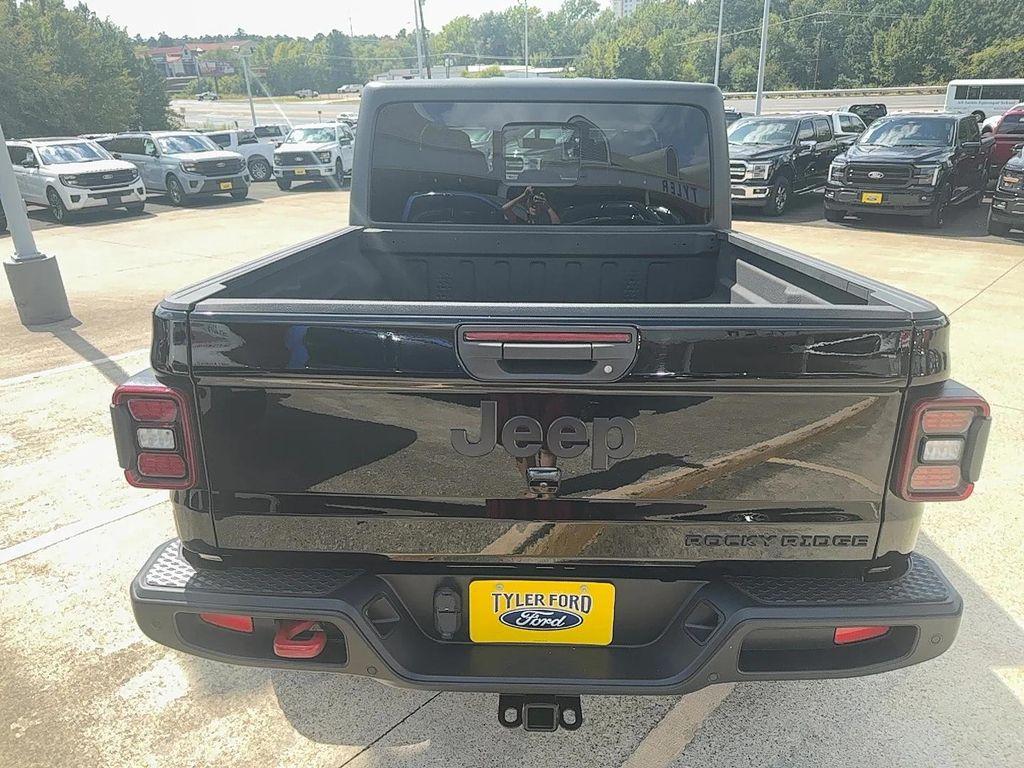 used 2022 Jeep Gladiator car, priced at $38,995
