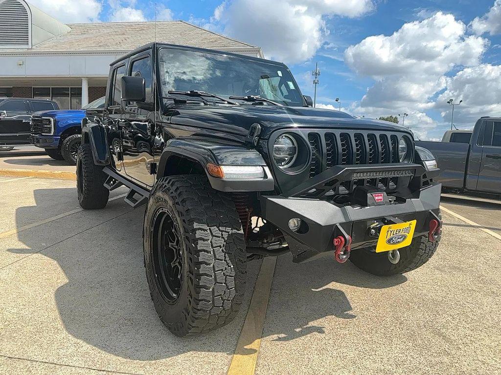 used 2022 Jeep Gladiator car, priced at $38,995