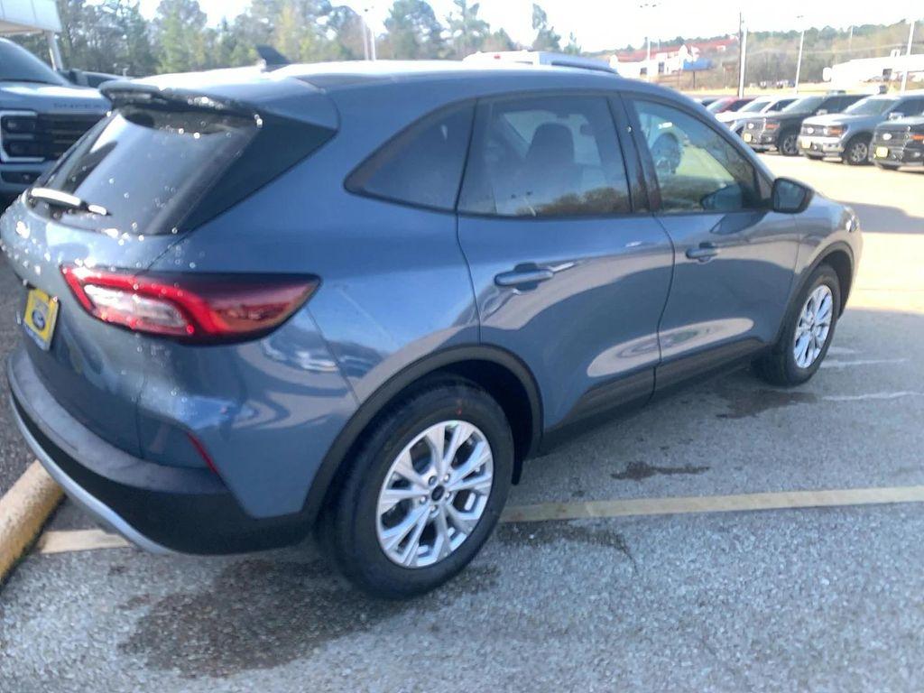 new 2025 Ford Escape car, priced at $30,297