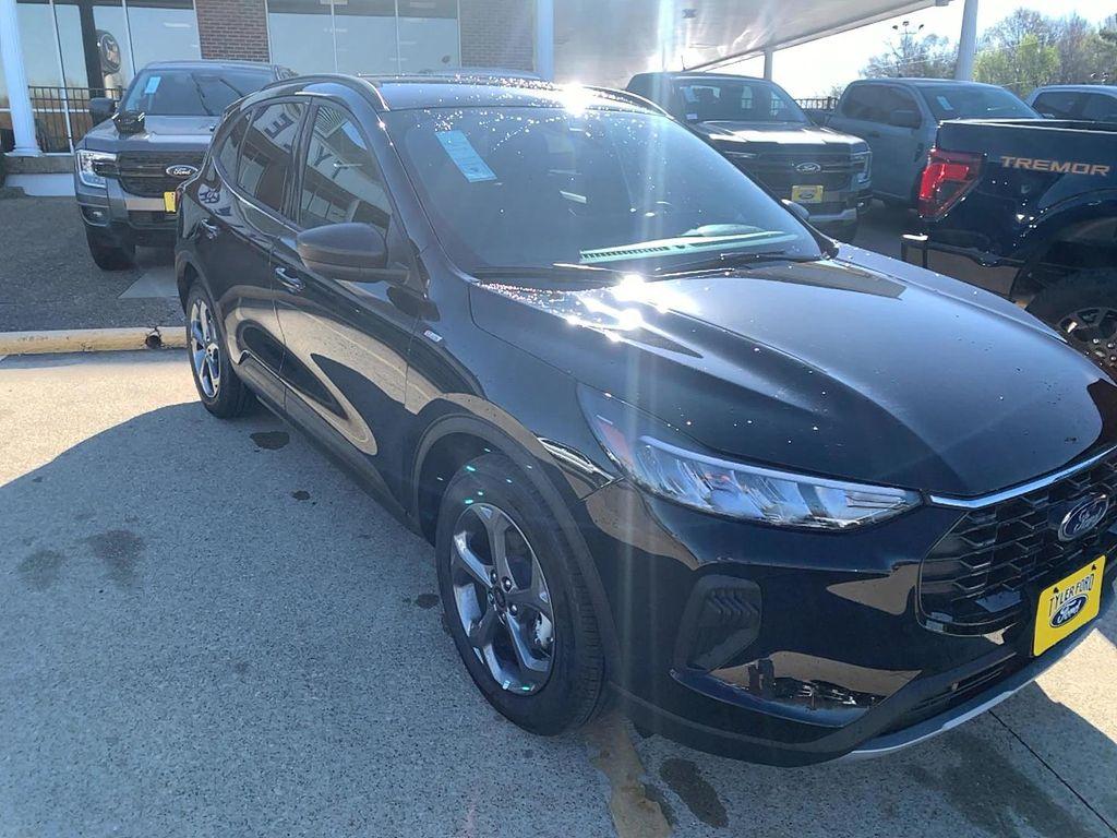 new 2025 Ford Escape car, priced at $27,759
