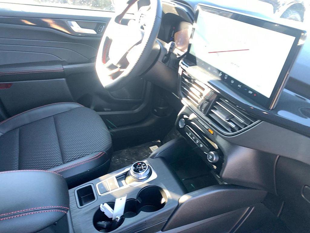 new 2025 Ford Escape car, priced at $27,759