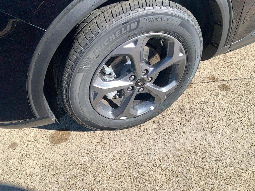 new 2025 Ford Escape car, priced at $27,759