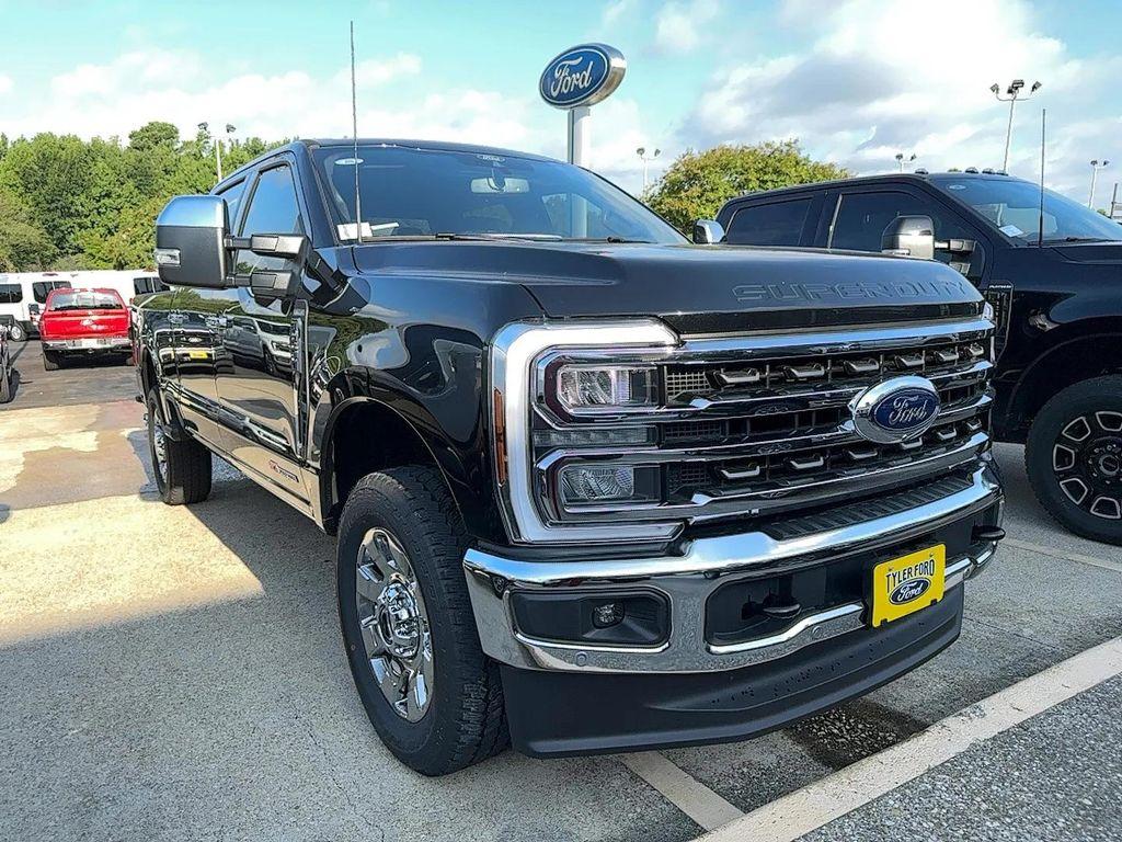 new 2025 Ford F-250 car, priced at $91,262