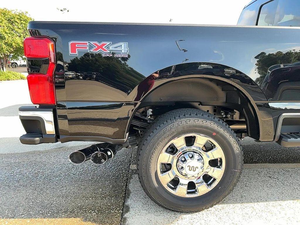 new 2025 Ford F-250 car, priced at $91,262