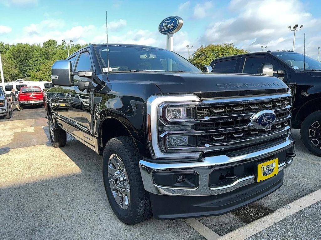 new 2025 Ford F-250 car, priced at $91,262