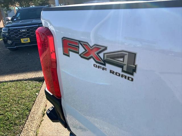 new 2025 Ford F-250 car, priced at $52,020
