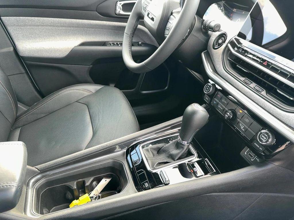 used 2023 Jeep Compass car, priced at $24,995