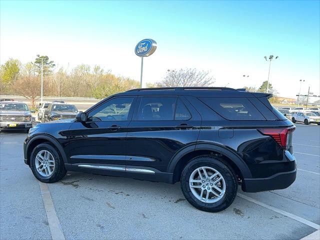new 2025 Ford Explorer car, priced at $41,760