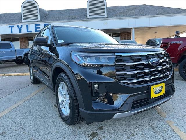 new 2025 Ford Explorer car, priced at $41,760