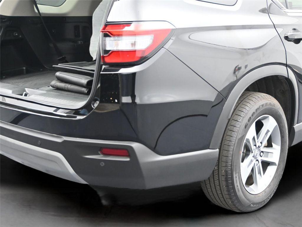 used 2024 Honda Pilot car, priced at $36,700