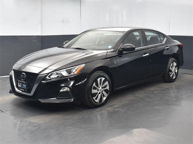 used 2019 Nissan Altima car, priced at $16,500