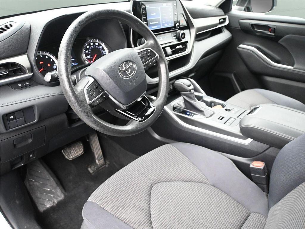used 2020 Toyota Highlander car, priced at $25,700