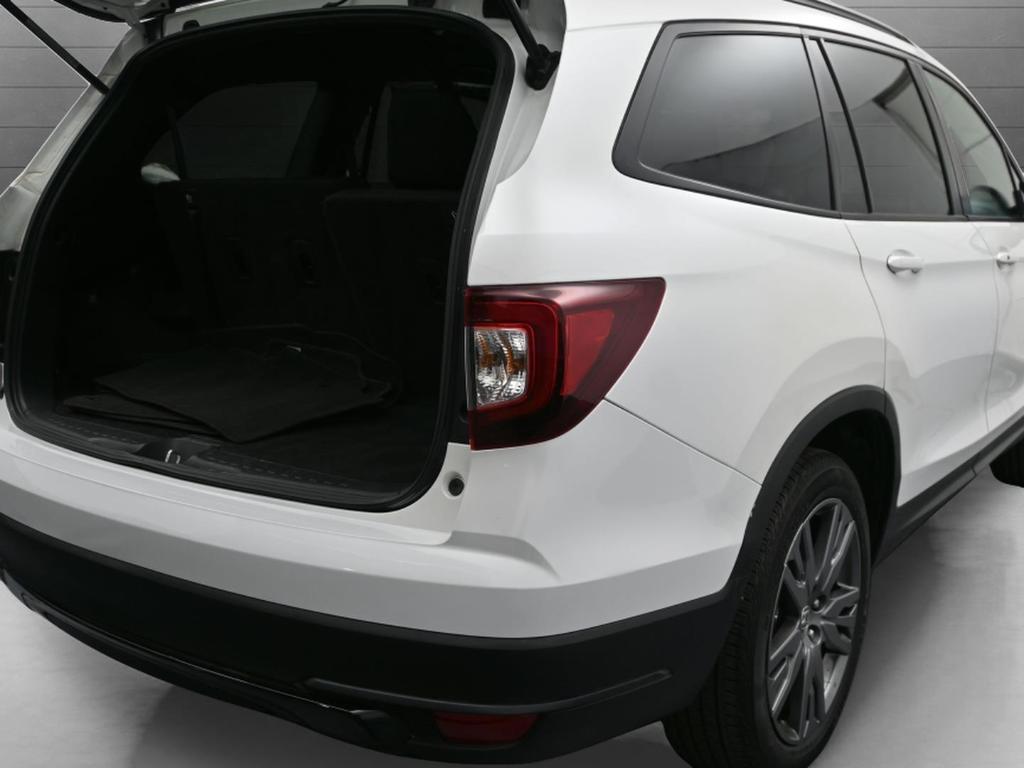 used 2022 Honda Pilot car, priced at $29,000