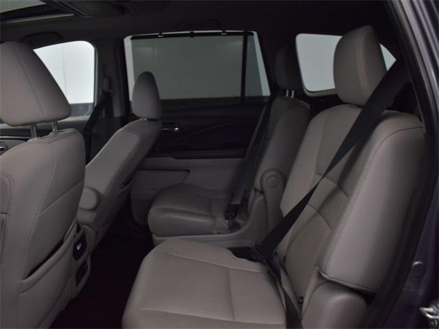 used 2022 Honda Pilot car, priced at $32,700