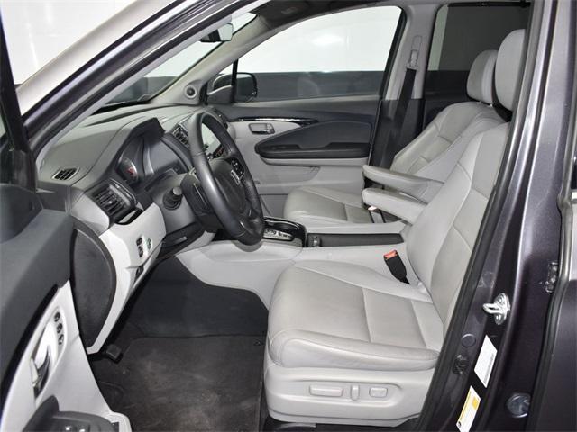 used 2022 Honda Pilot car, priced at $32,700