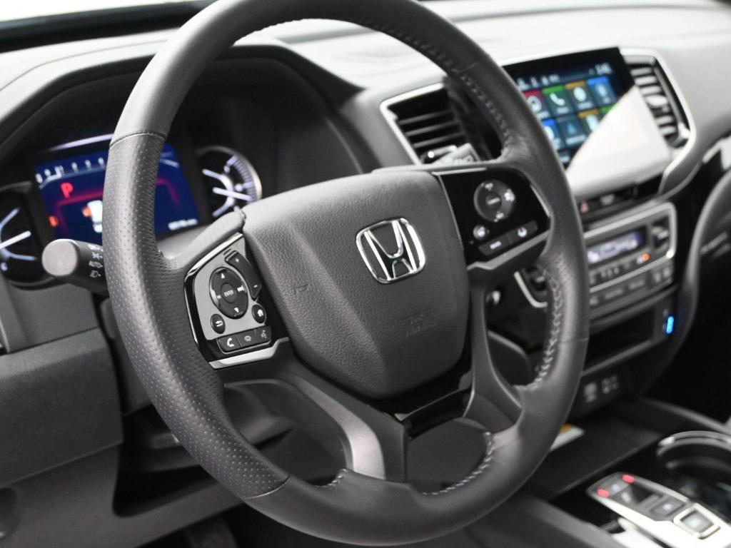 used 2022 Honda Passport car, priced at $35,000