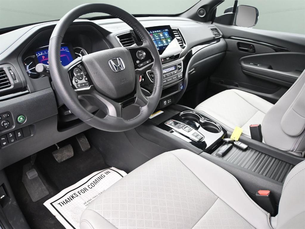 used 2022 Honda Passport car, priced at $35,000