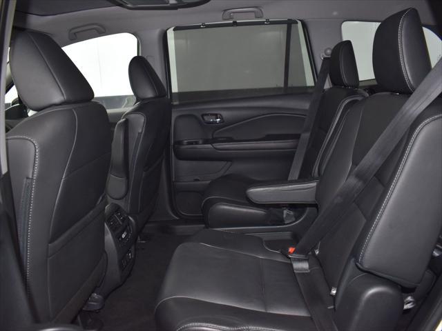 used 2022 Honda Pilot car, priced at $32,600