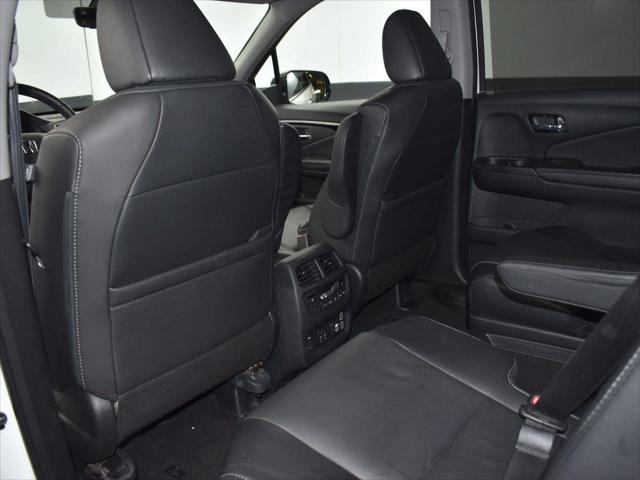 used 2022 Honda Pilot car, priced at $32,600