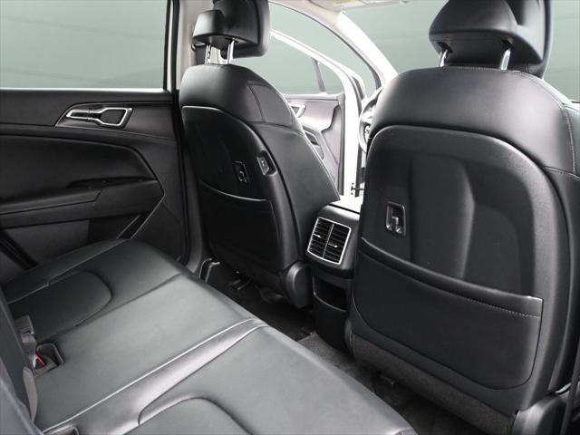 used 2023 Kia Sportage Hybrid car, priced at $28,000