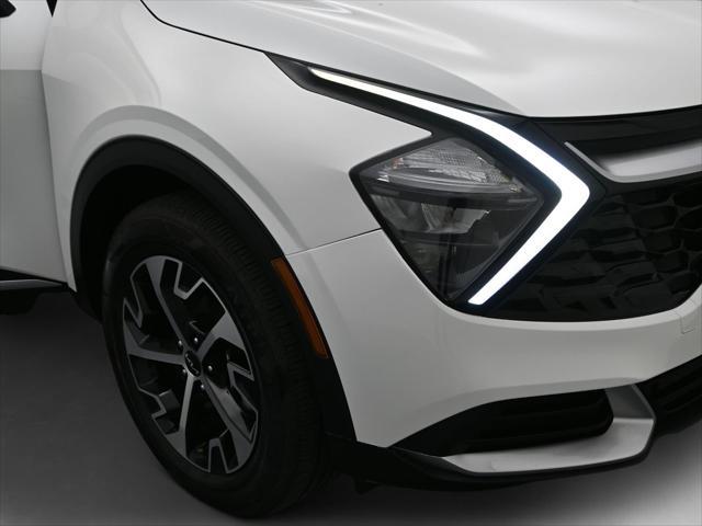 used 2023 Kia Sportage Hybrid car, priced at $28,000