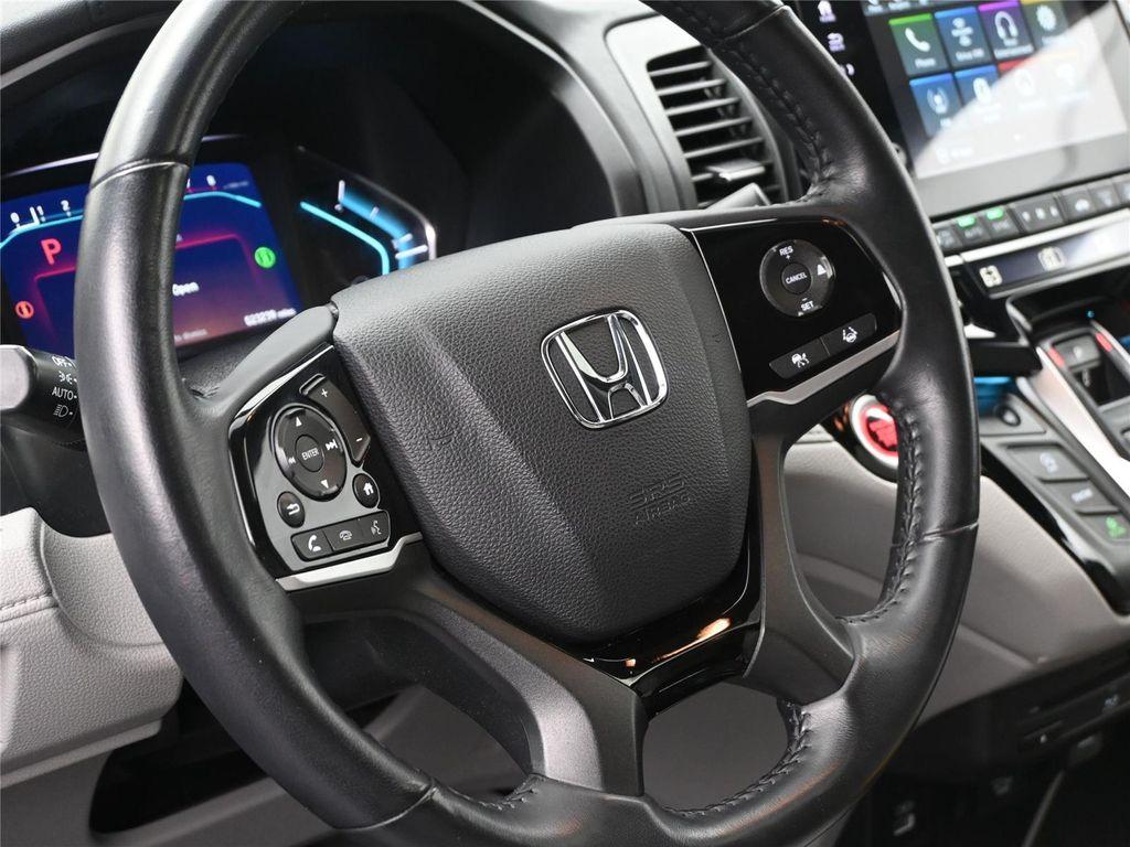 used 2023 Honda Odyssey car, priced at $35,400