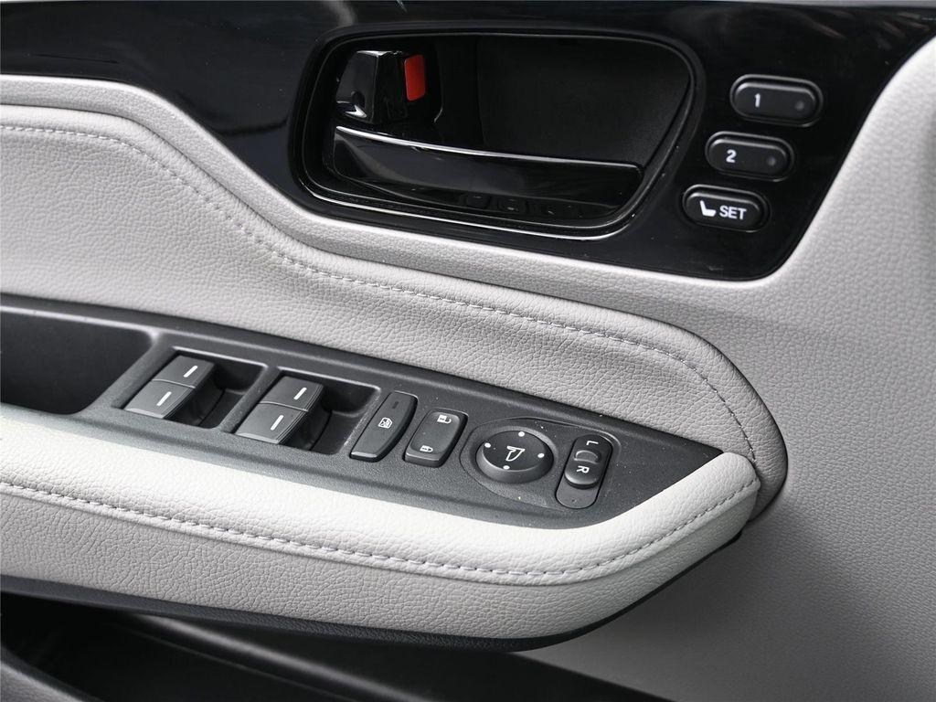 used 2023 Honda Odyssey car, priced at $35,400