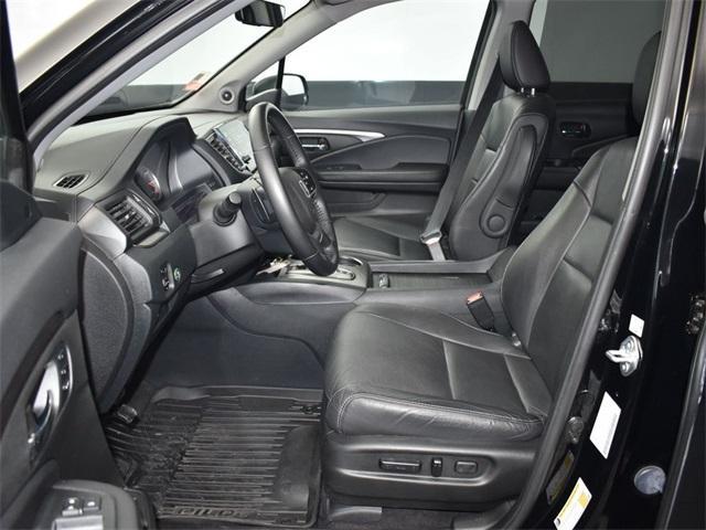 used 2022 Honda Pilot car, priced at $29,400