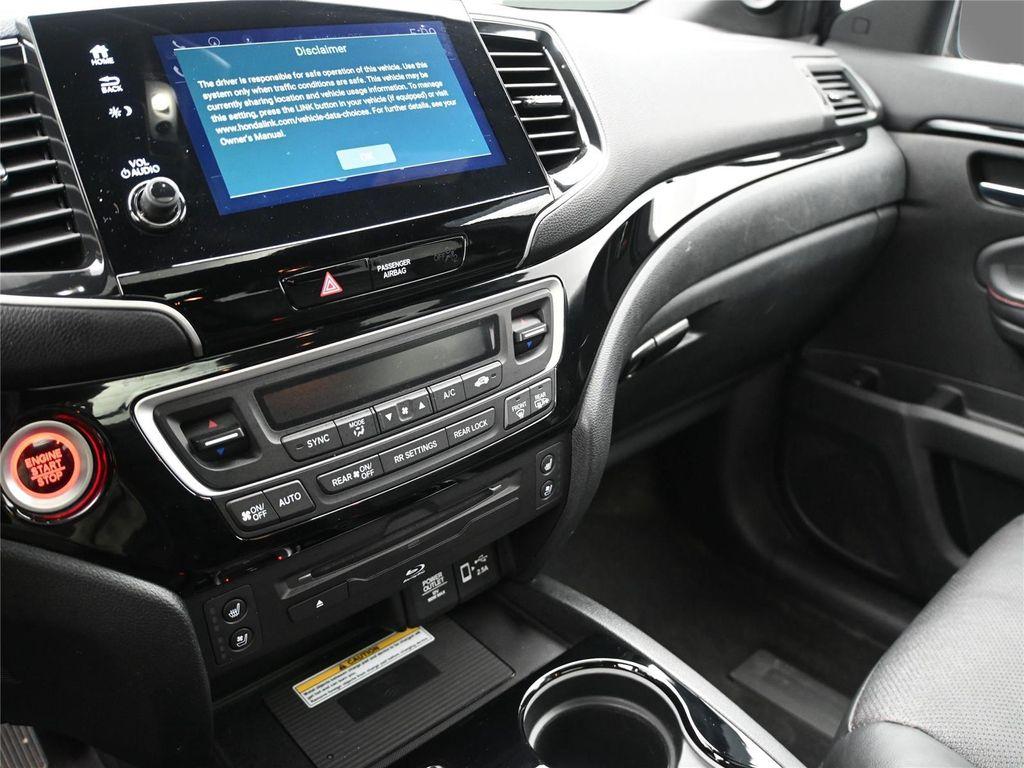 used 2021 Honda Pilot car, priced at $28,400