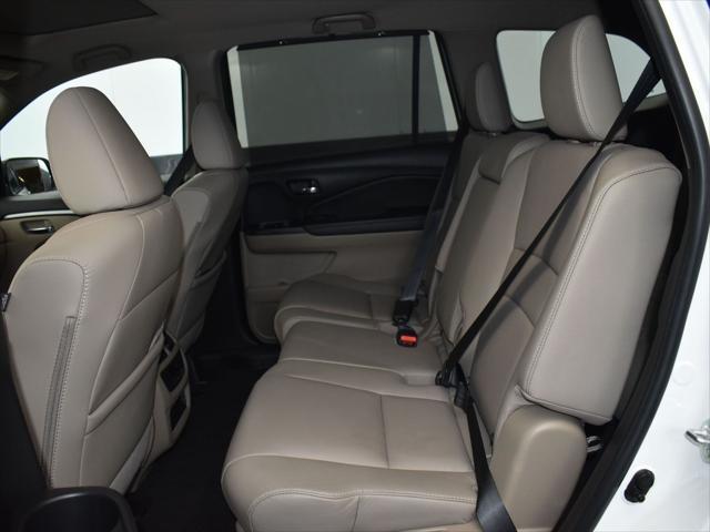 used 2022 Honda Pilot car, priced at $32,700