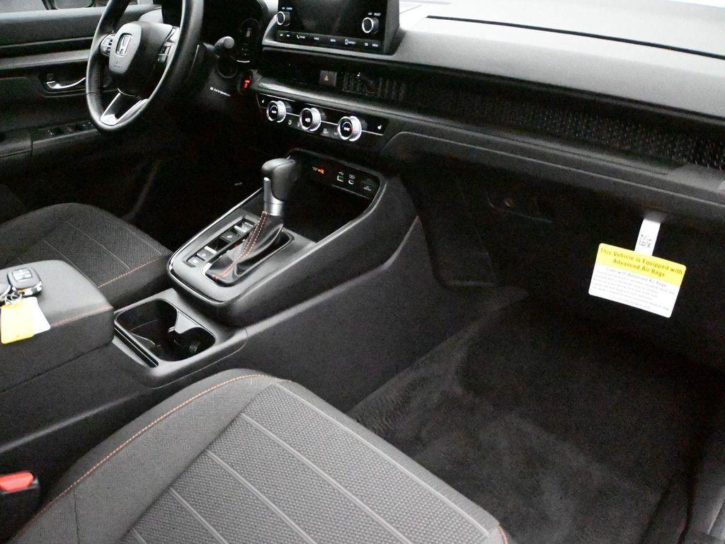 used 2025 Honda CR-V Hybrid car, priced at $34,000