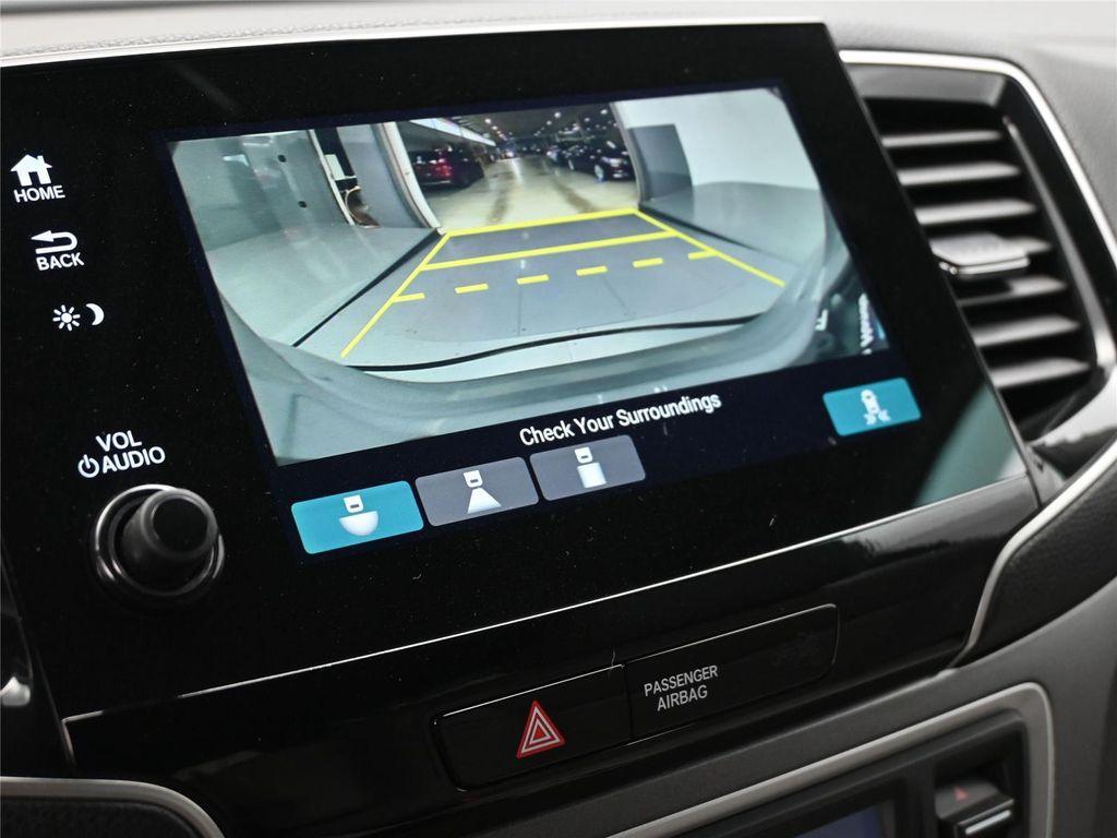 used 2021 Honda Pilot car, priced at $24,000